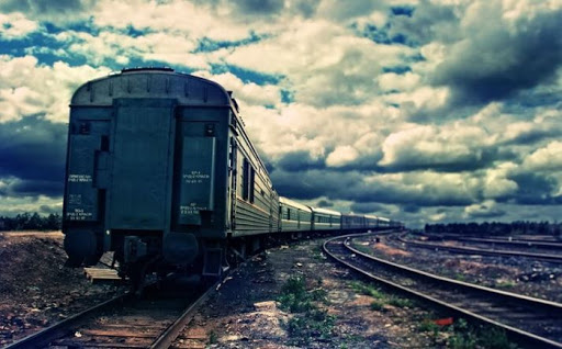 «Жизнь летит, как скорый поезд...»
